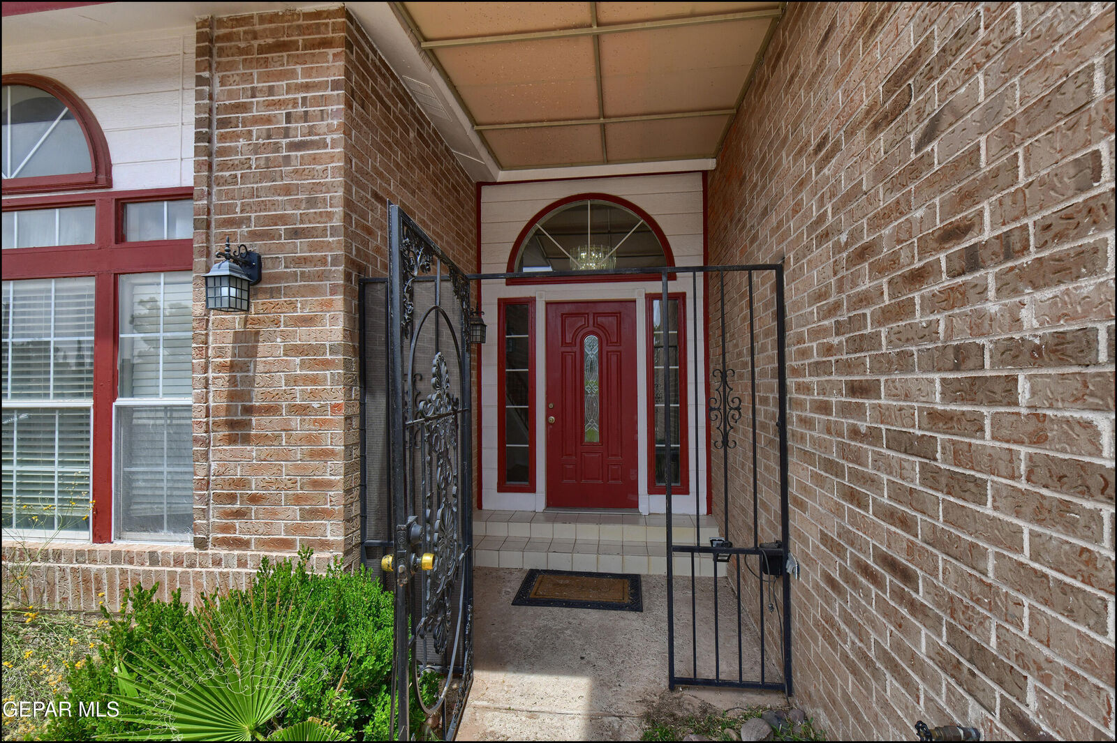 Property Photo: 1909 Polly Harris Drive TX 79936