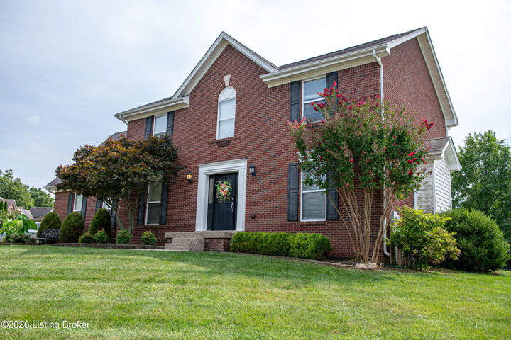 Property Photo:  13314 Oak Forest Ct  KY 40245 