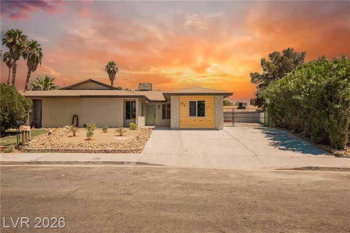 Property Photo: 35 Hickory Street NV 89110