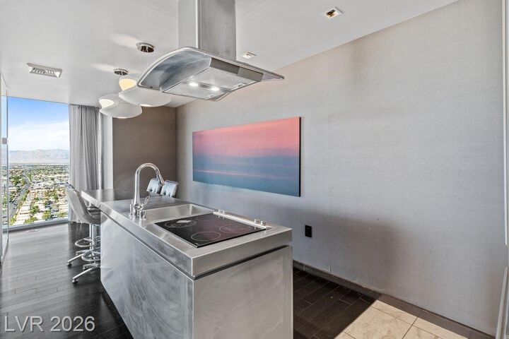 Property Photo:  4381 West Flamingo Road 3801  NV 89103 