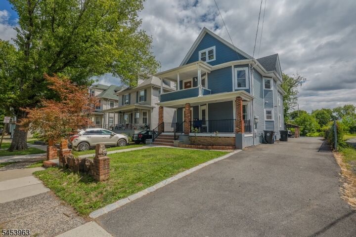 Property Photo:  1126 E 2nd St  NJ 07062 