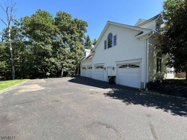 Property Photo:  568 Stangle Rd  NJ 08836 
