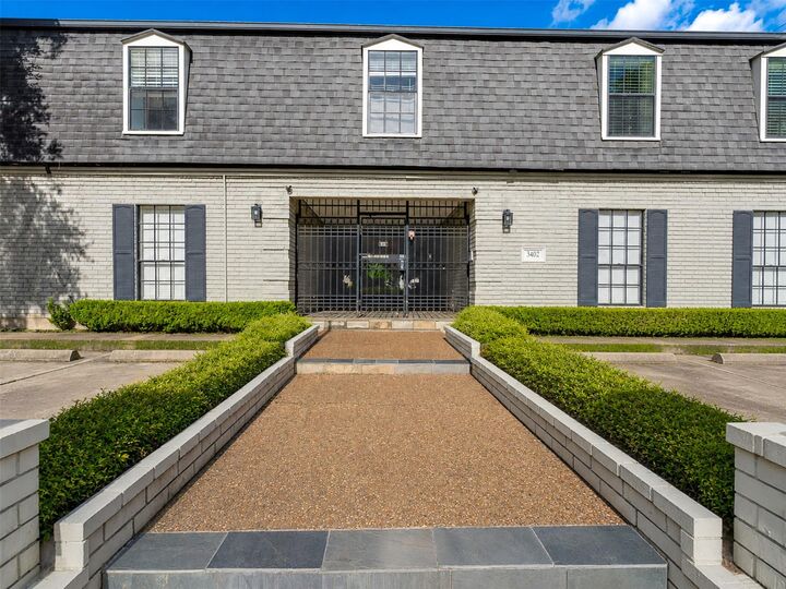 Property Photo:  3402 Garrott Street 1  TX 77006 
