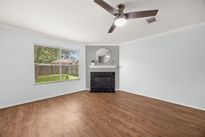 Property Photo:  1146 Pennygent Lane  TX 77530 