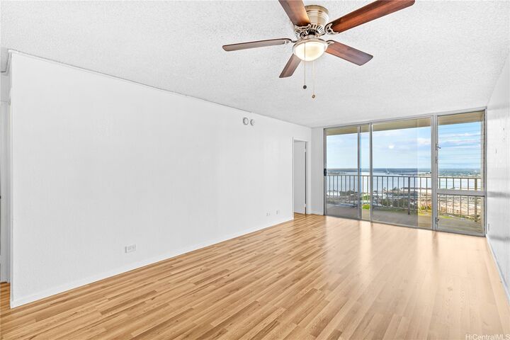 Property Photo:  98-099 Uao Place 2208  HI 96701 