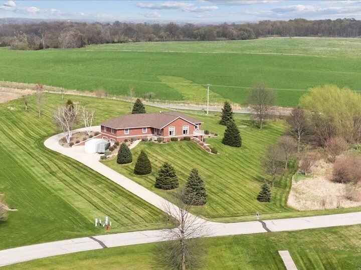 Property Photo:  3752 Lacina Dr. SW  IA 52240 