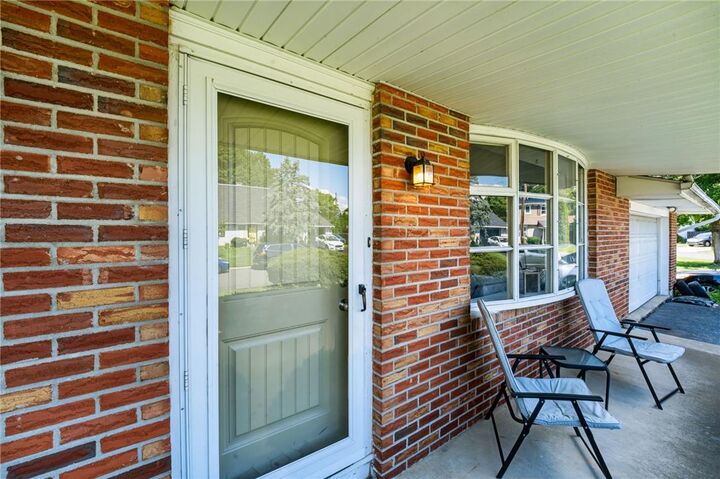 Property Photo: 7438 Catalpa Drive PA 18062