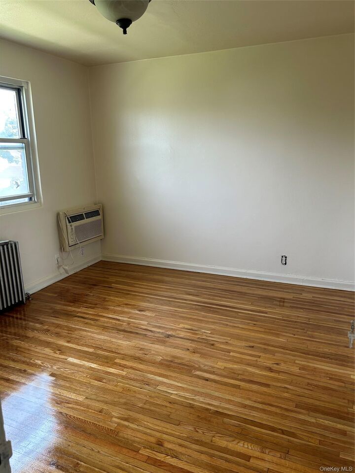 Property Photo: 1027 Fenwood Drive #3 NY 11580