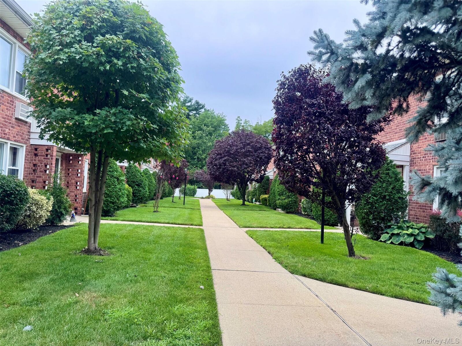 Property Photo:  1600 Grand Avenue R3  NY 11510 