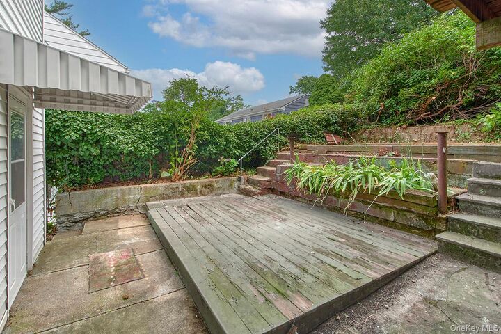 Property Photo:  45 Lispenard Avenue  NY 10801 