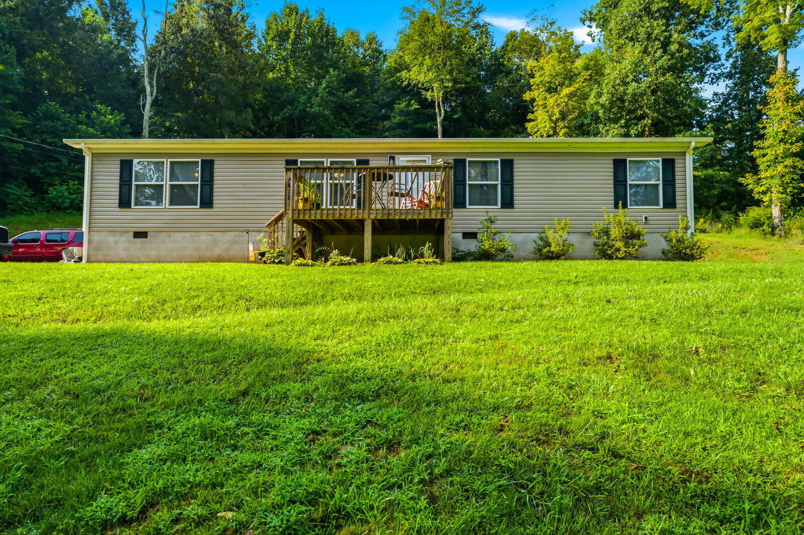 Property Photo: 7812 Stagecoach Road TN 37891