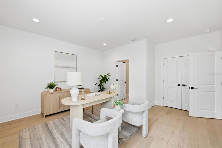 Property Photo: 310 W Columbus Drive 3 FL 33602