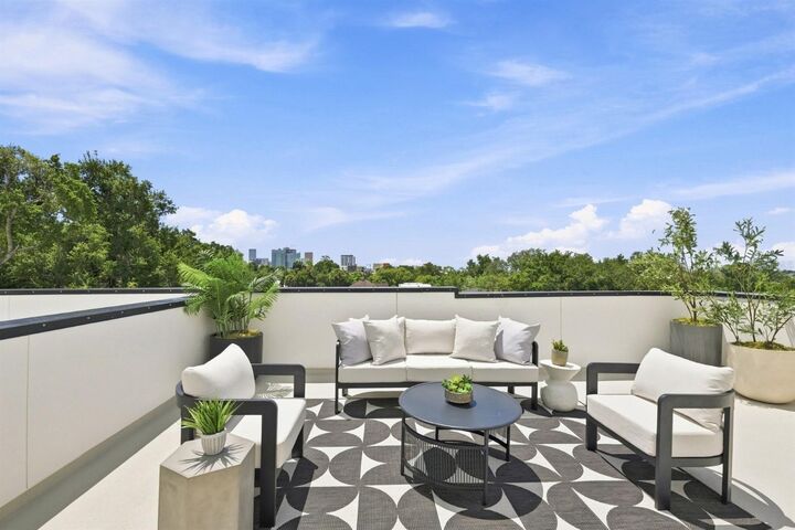 Property Photo:  310 W Columbus Drive 3  FL 33602 