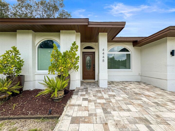 Property Photo:  4448 Glenbrook Drive  FL 34683 
