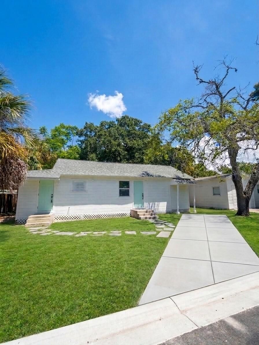 Property Photo: 1543 43rd Street S B FL 33711