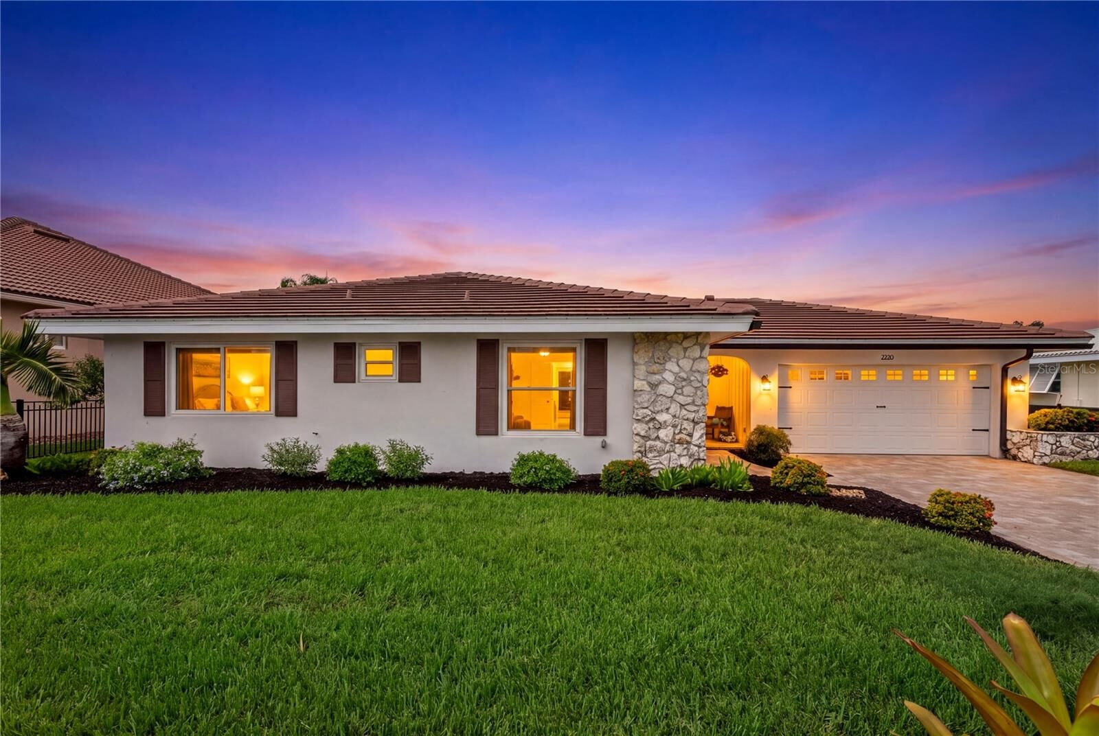 Property Photo: 2220 El Cerito Court FL 33950