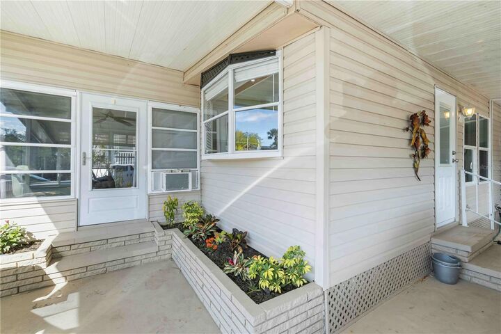 Property Photo: 10303 Burnt Store Road 54 FL 33950