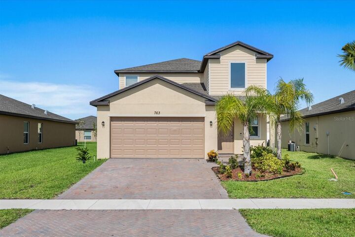 Property Photo:  763 Carlyle Way  FL 34947 