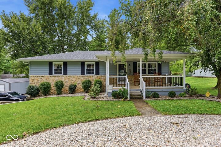 Property Photo:  507 E Jefferson Street  IN 47272 