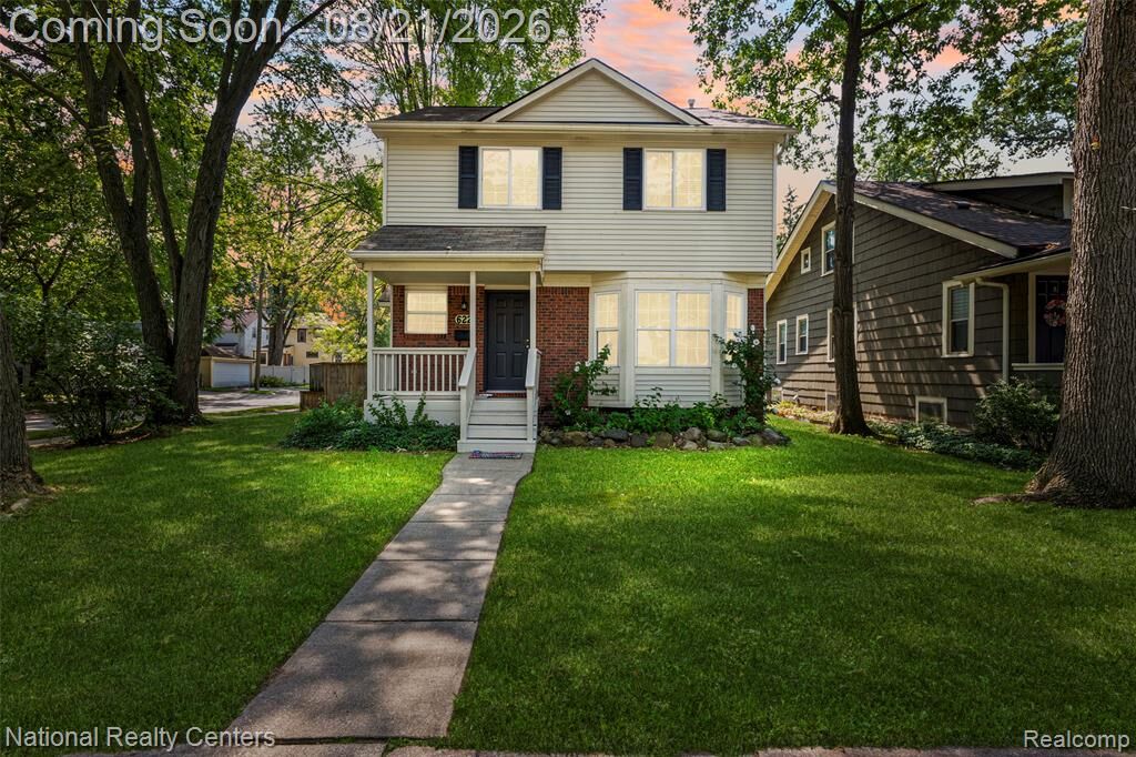 Property Photo:  622 Gardenia Avenue  MI 48067 3697 