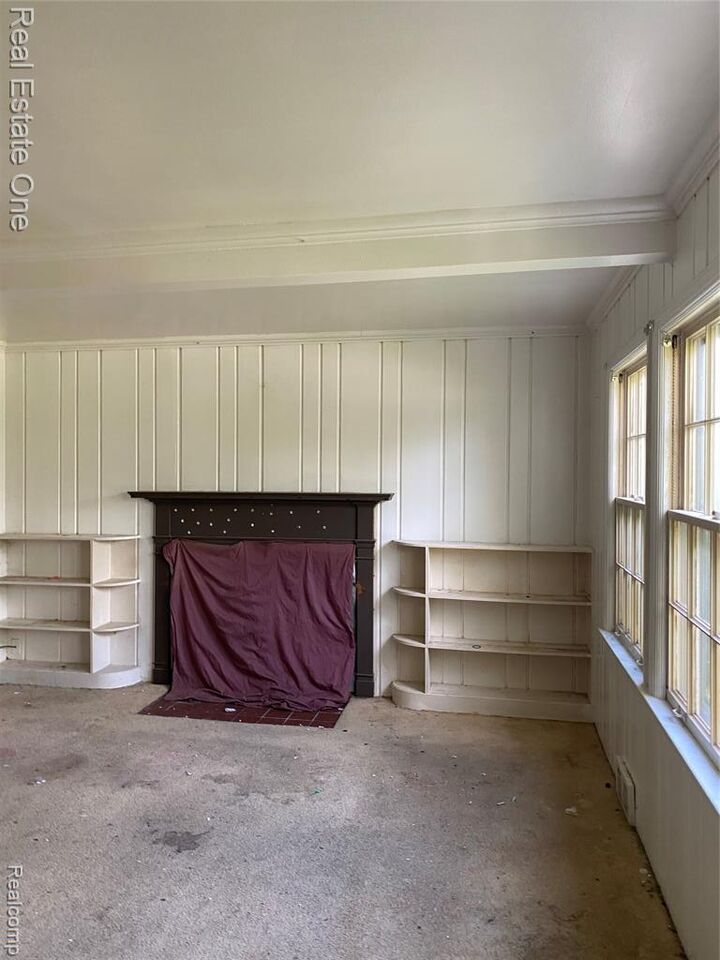 Property Photo: 35437 Stellwagen Street MI 48184 2361