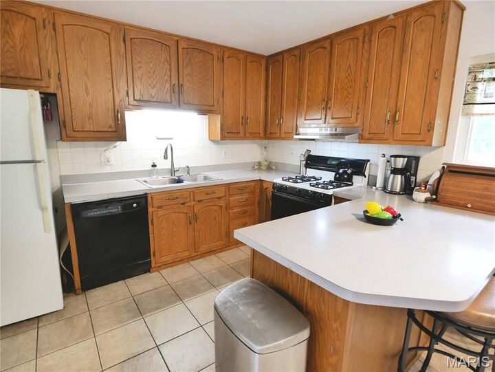 Property Photo: 2020 Yaqui Drive MO 63031