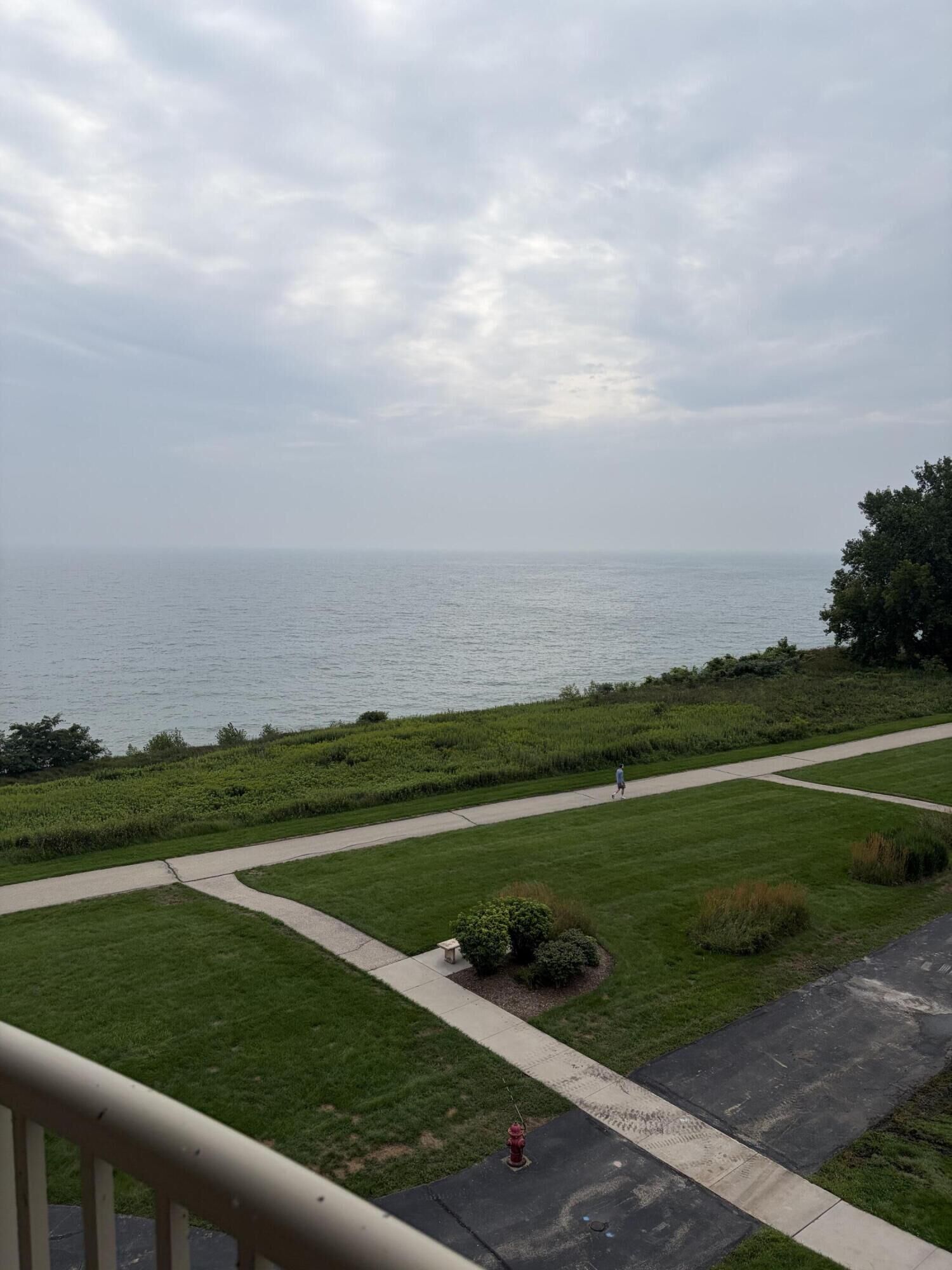 Property Photo:  4110 S Lake Dr S  WI 53235 