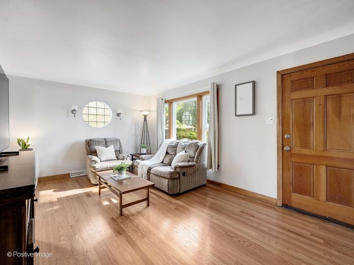 Property Photo: 2236 S 5th Avenue IL 60546