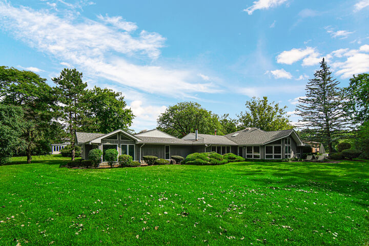 Property Photo: 68 Graymoor Lane IL 60461