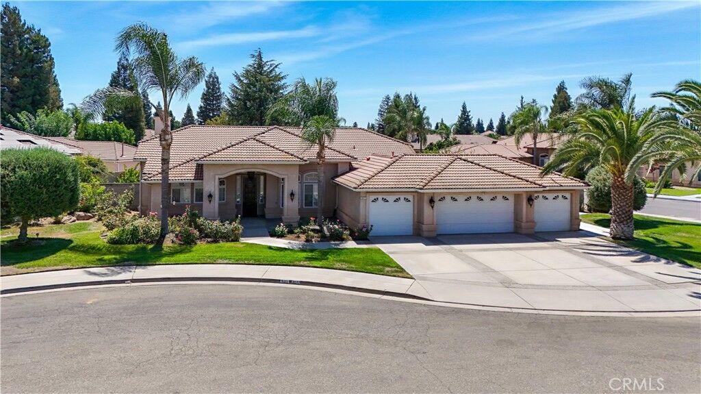 Property Photo:  3077 Express Court  CA 93637 