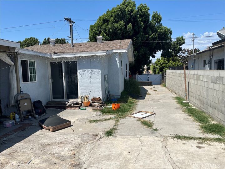 Property Photo:  3488 W 67th  CA 90043 