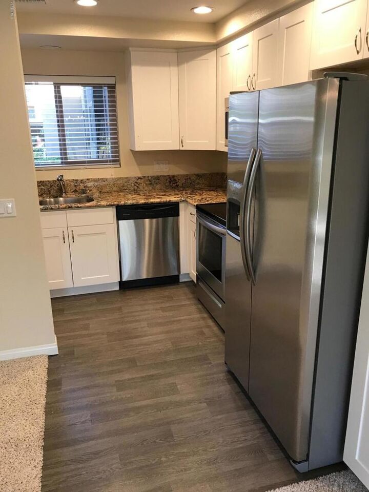 Property Photo: 245 Oakleaf Drive 104 CA 91360
