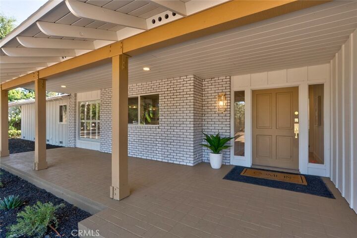 Property Photo: 1335 S Waverly CA 93727