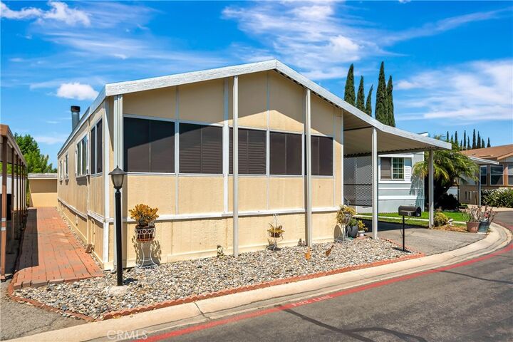 Property Photo:  27361 Sierra Hwy 23  CA 91351 