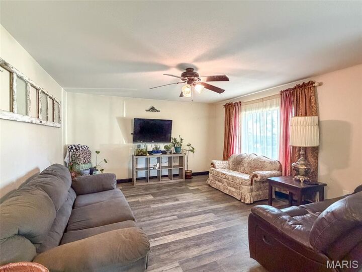 Property Photo:  411 N Short Street  MO 63730 