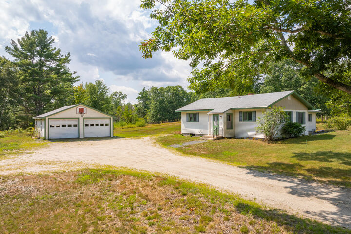 Property Photo:  227 South Street  ME 04614 