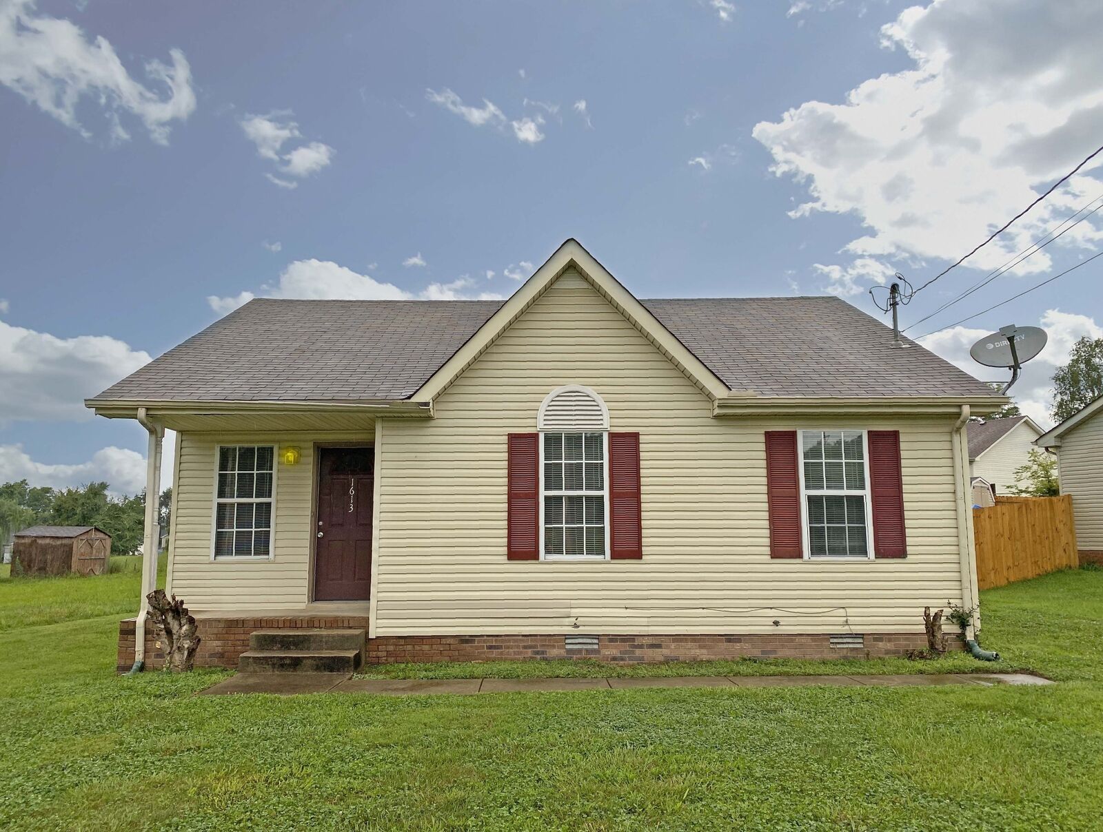 Property Photo: 1613 Hannibal Dr KY 42262