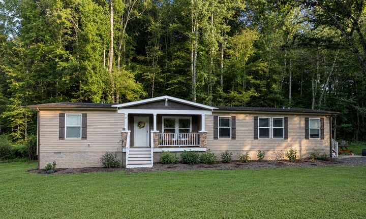 Property Photo:  333 Keel Hollow Rd  TN 37058 