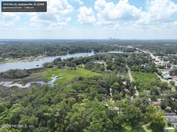 Property Photo: 1818 Elm Street FL 32208