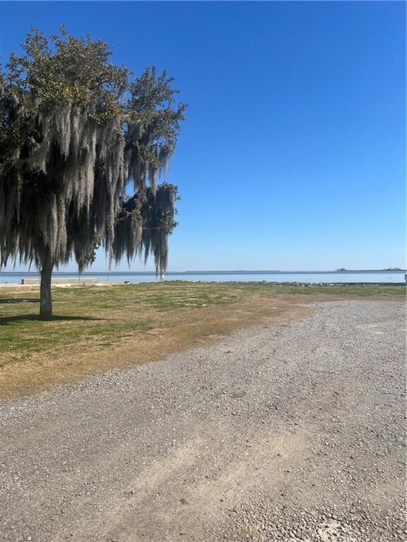 Property Photo: 161 Tahiti Trail LA 70090