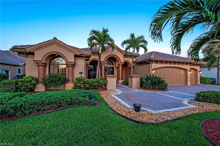 Property Photo: 967 Tivoli Dr FL 34104