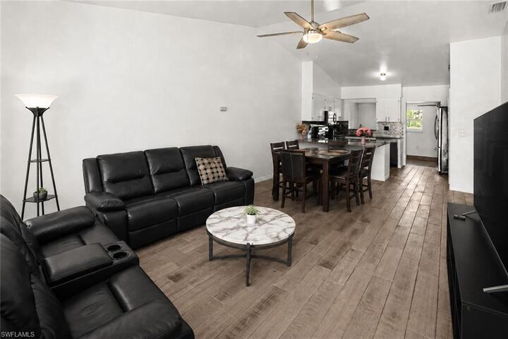 Property Photo: 17370 W Carnegie Cir 370 FL 33967