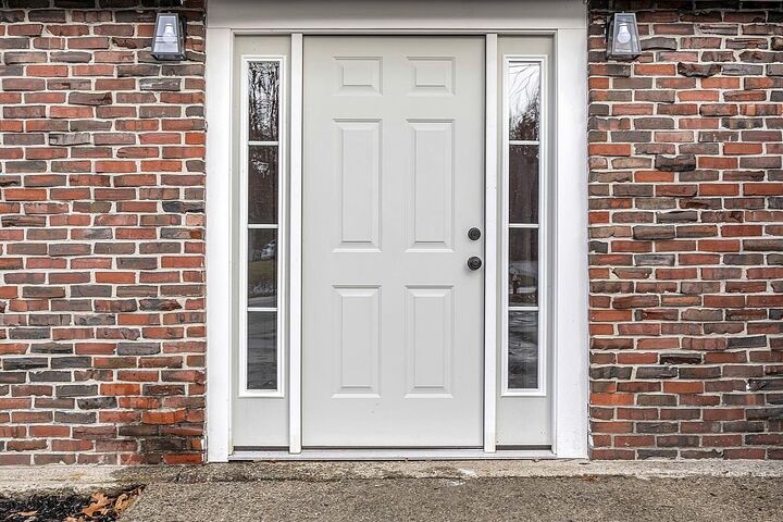 Property Photo: 297 Elm Street NH 03055