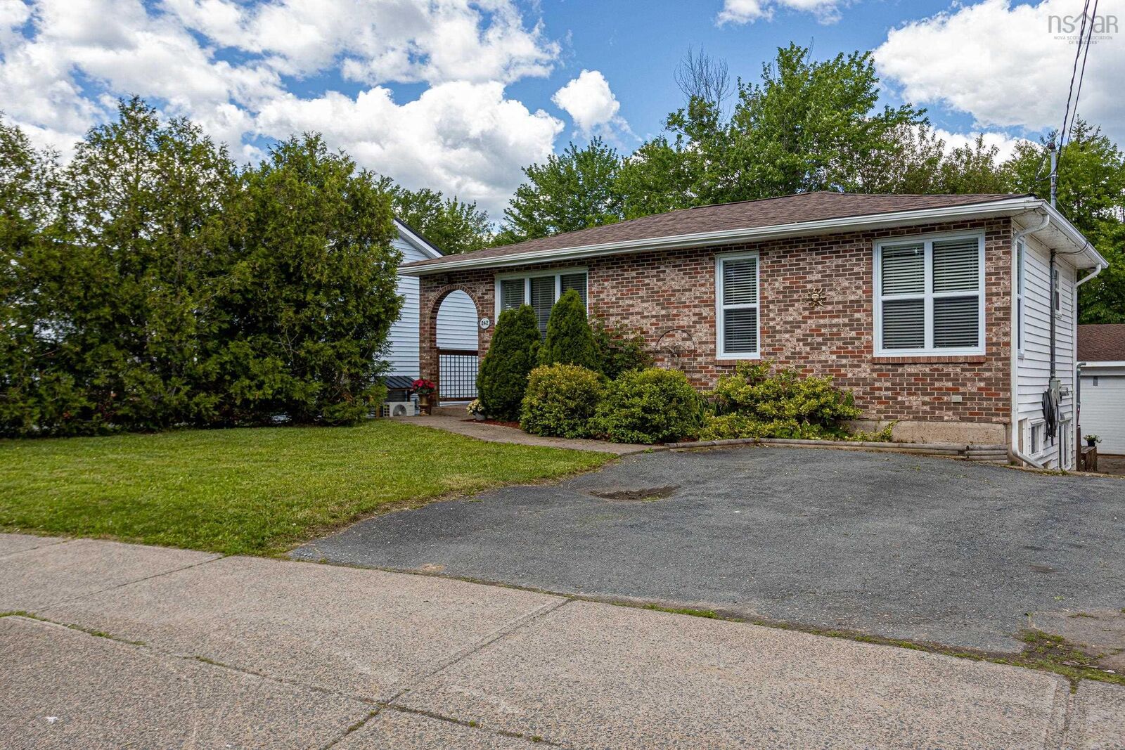 Property Photo: 242 Beaver Bank Cross Road NS B4E 2E3