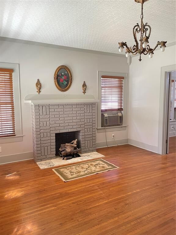Property Photo: 3915 Meadowbrook Drive TX 76103