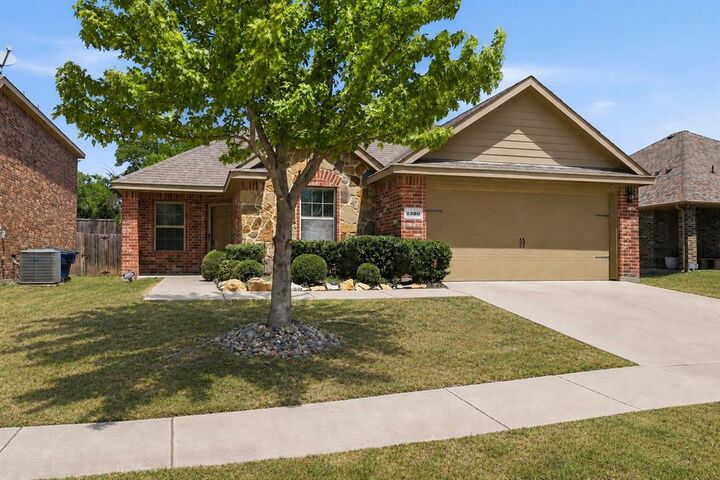 Property Photo:  2380 Willard Way  TX 75126 