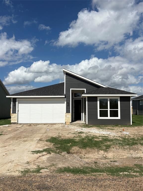 Property Photo: 131 Walker Lane TX 75147