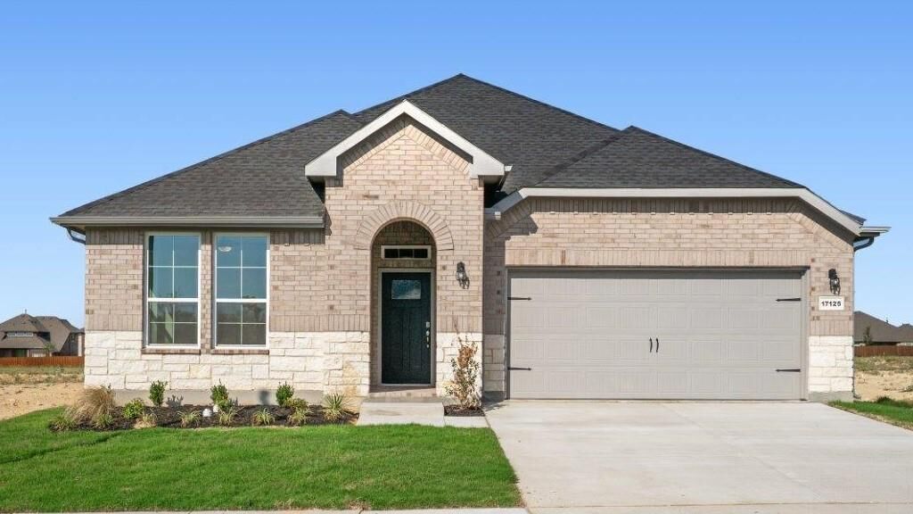 Property Photo: 17125 Manzanilla Drive TX 76247