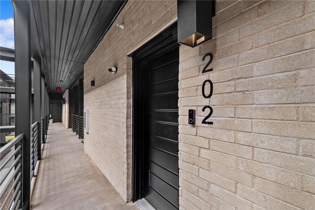 Property Photo:  3319 SE Mp Parkway 202  AR 72712 