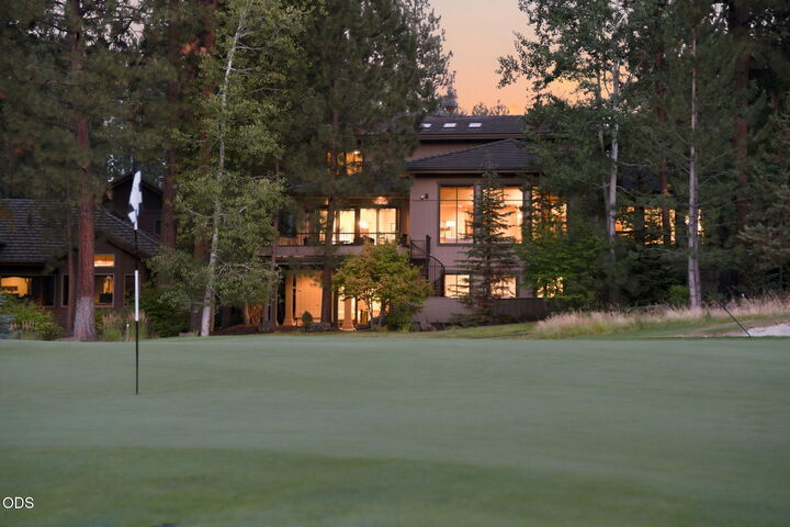 Property Photo:  61673 Tam McArthur Loop  OR 97702 